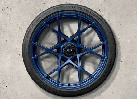 20' 718 Cayman GT4 RS Set of Forged Aluminium wheels, in Indigo Blue. Original Porsche - 98204460304 20' 718 Cayman GT4 RS Set of Forged Aluminium wheels, in Indigo Blue. Original Porsche - 98204460304