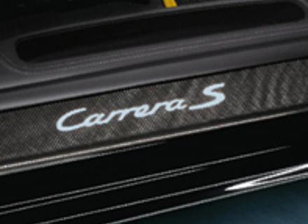 Embellecedores de estribos laterales en carbono con logotipo, iluminados. Porsche 997 MKI / 997 MKII - 99755199100, 99755199101, 99755199109, 99755199110, 99755199102, 99755199103, 99755199104, 99755199125, 99755199107, 99755199111, 99755199121, 99755199106 Embellecedores de estribos laterales en carbono con logotipo, iluminados. Porsche 997 MKI / 997 MKII - 99755199100, 99755199101, 99755199109, 99755199110, 99755199102, 99755199103, 99755199104, 99755199125, 99755199107, 99755199111, 99755199121, 99755199106