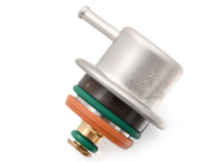 Regulador de presión en el tubo de recogida de combustible. Porsche 996 / 986 Boxster - 99311019901, 99311019982