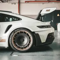 Aero disc rear wheel carbon fibre. Porsche 992.1 GT3 RS Aero disc rear wheel carbon fibre. Porsche 992.1 GT3 RS