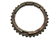 Syncro ring 5th gear. Porsche 924 / 924S / 944 - 014311295E - 1131300200 Syncro ring 5th gear. Porsche 924 / 924S / 944 - 014311295E - 1131300200