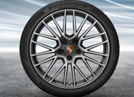 21' Cayenne RS Spyder Llantas de aleación y neumáticos de verano Original Porsche - 9Y0044660H, 9Y0044661H