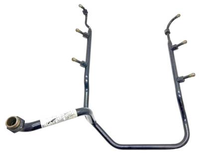 Tuyau d'injection d'air. Porsche 911 3.2 Carrera - 91111304302 Tuyau d'injection d'air. Porsche 911 3.2 Carrera - 91111304302