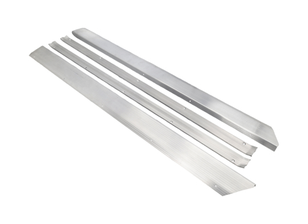 Set protezioni battitacco laterali per porte FINITURA FRESATA. Porsche 911 1965-73 - 90155111550, 90155111650 - IA.008.003