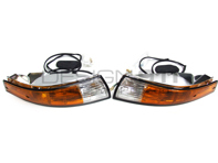 Kit Clignotants et Cabochon Avant avec Cabochon NOIR Porsche 911 - 91163194400, 91163194300, PCG63193520, PCG63193620, 91163197000, 91163197001 Kit Clignotants et Cabochon Avant avec Cabochon NOIR Porsche 911 - 91163194400, 91163194300, PCG63193520, PCG63193620, 91163197000, 91163197001